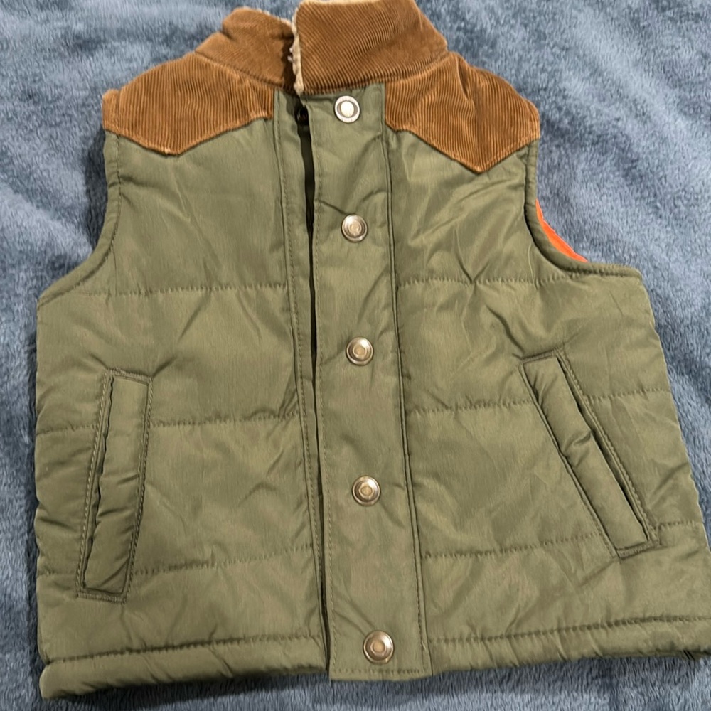 Corduroy grey vest.